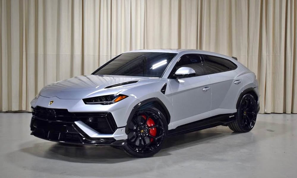 2024 Lamborghini Urus - Performante