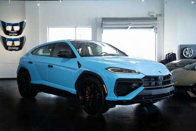 2025 Lamborghini URUS