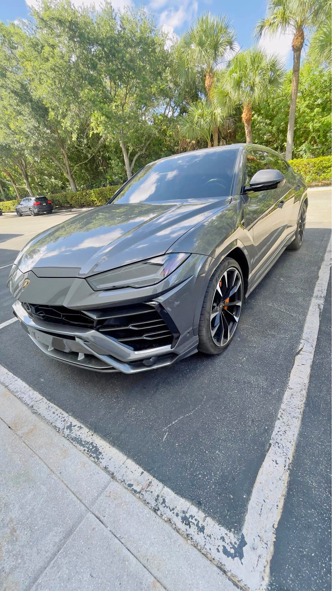 2021 Lamborghini Urus - Sport Utility 4D