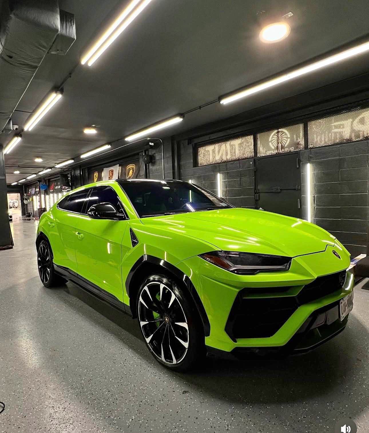 2022 Lamborghini Urus