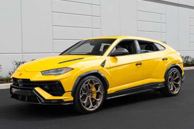 2024 Lamborghini Urus Performante