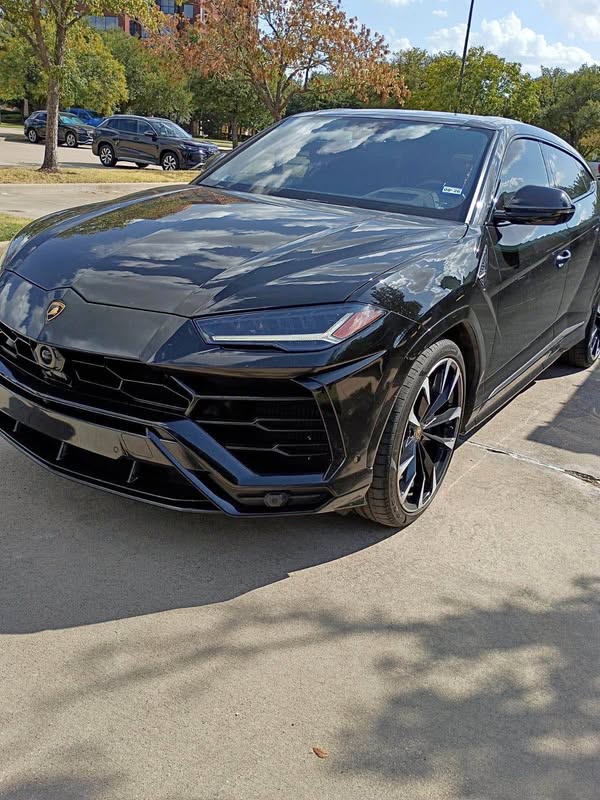 2020 Lamborghini Urus - Sport Utility 4D