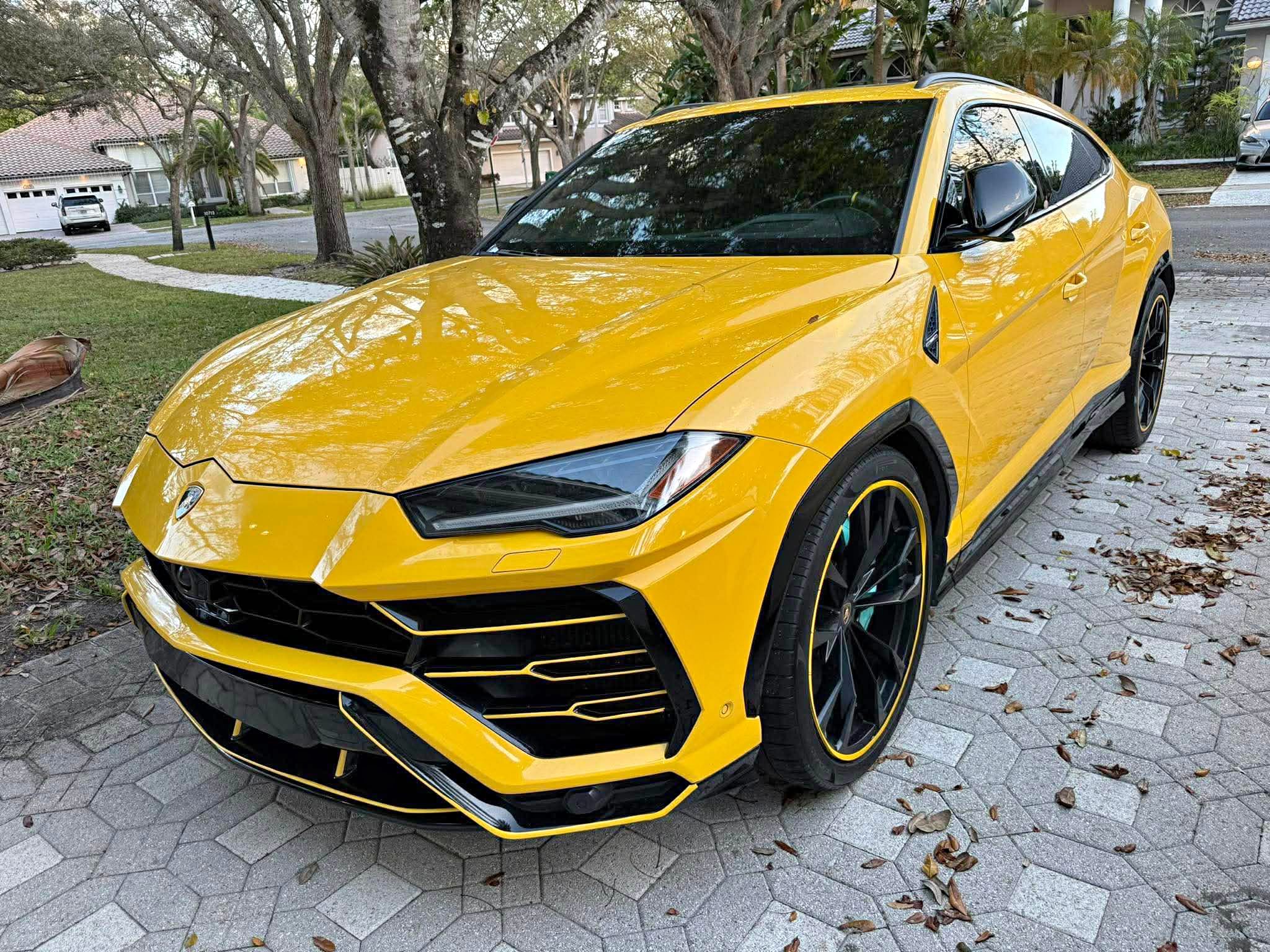 2019 Lamborghini Urus - Sport Utility 4D