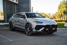 2024 Lamborghini Urus Performante