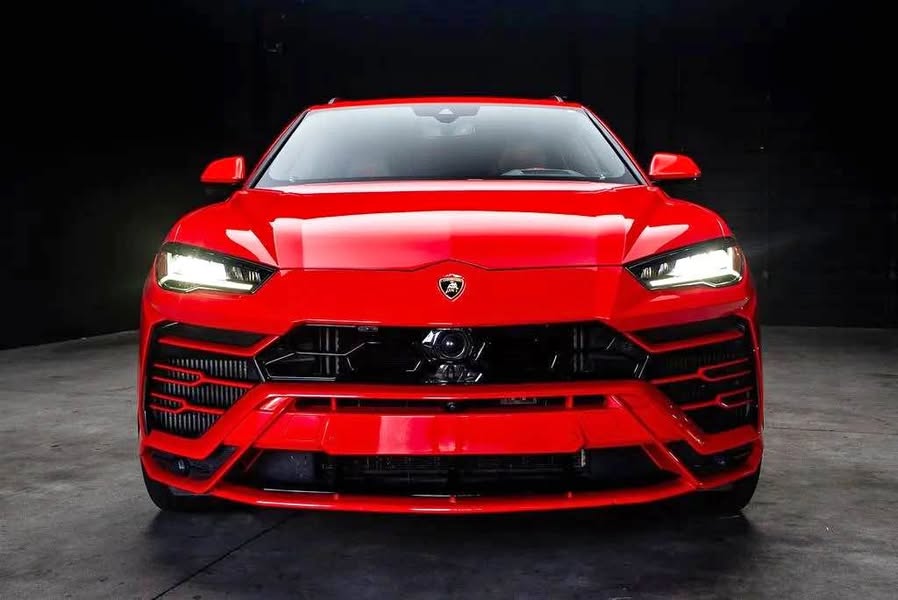 2019 Lamborghini Urus - Sport Utility 4D