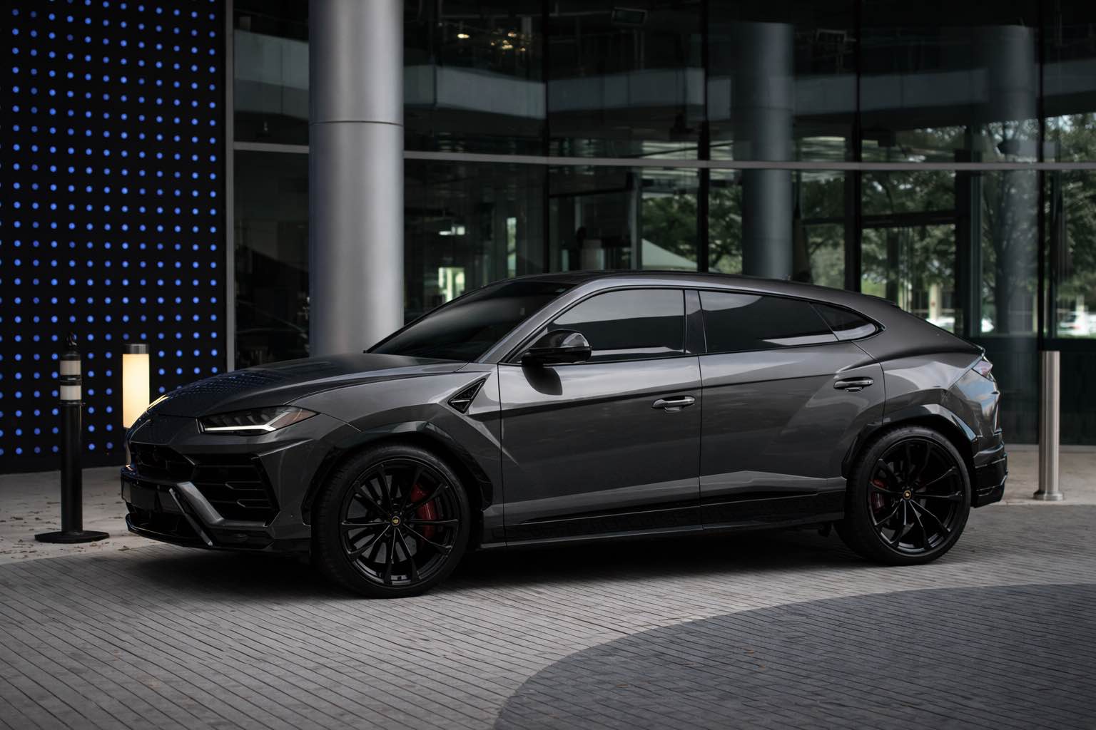 2021 Lamborghini Urus - Graphite Capsule Sport Utility 4D