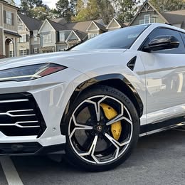 2019 Lamborghini Urus
