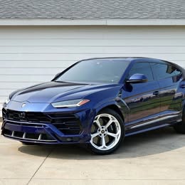 2020 Lamborghini Urus