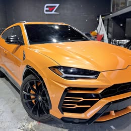 2021 Lamborghini Urus Pearl Capsule