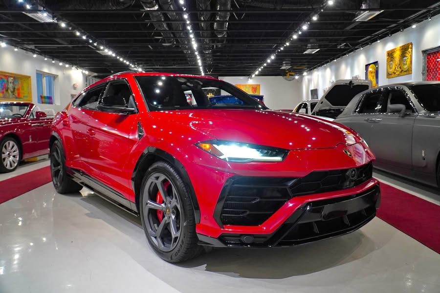 2019 Lamborghini Urus