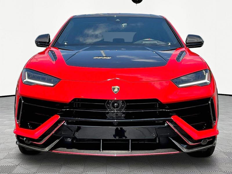 2023 Lamborghini Urus - Perfomante