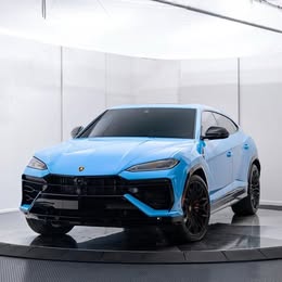 2025 Lamborghini Urus SE