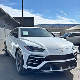 2019 Lamborghini Urus