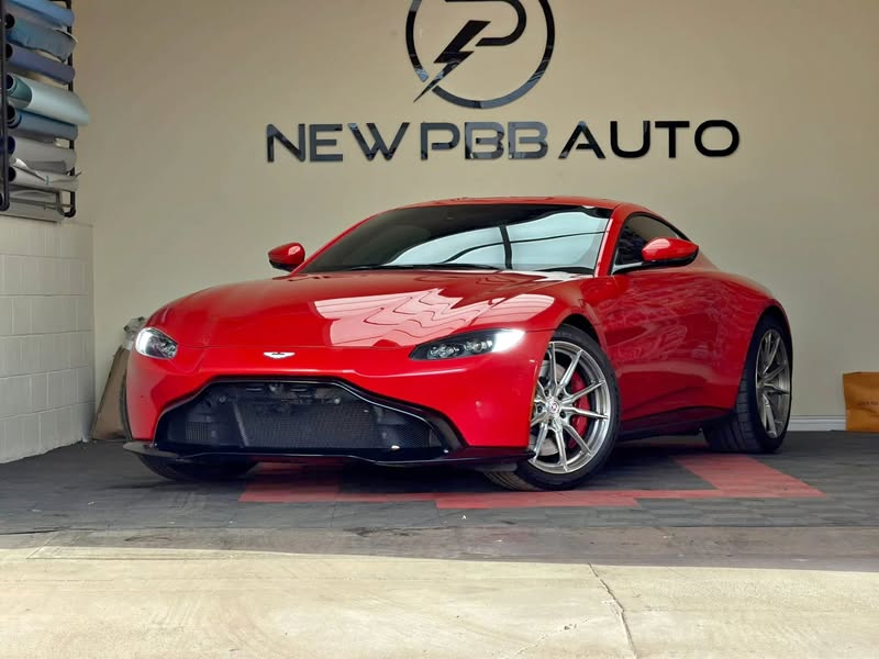 2020 Aston Martin Vantage V8 Coupe 2D