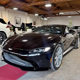 2020 Aston Martin Vantage