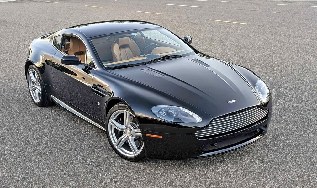 2009 Aston Martin Vantage - V8 Coupe 2D