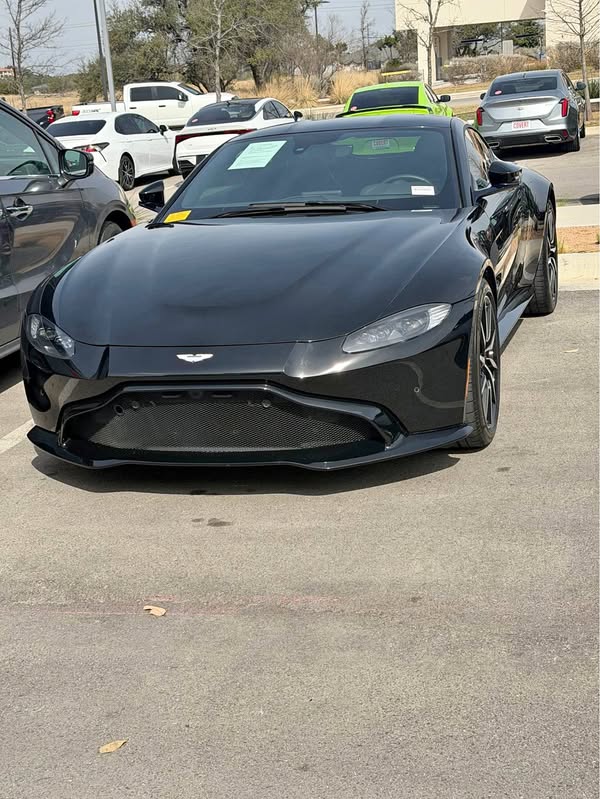 2019 Aston Martin Vantage - V8 Coupe 2D