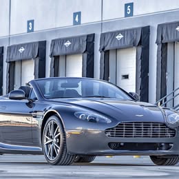 2010 Aston Martin v8 vantage roadster