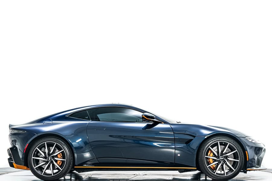 2020 Aston Martin Vantage -Black Bodypack, Tech Collection \ud83e\udd18 20509 Miles