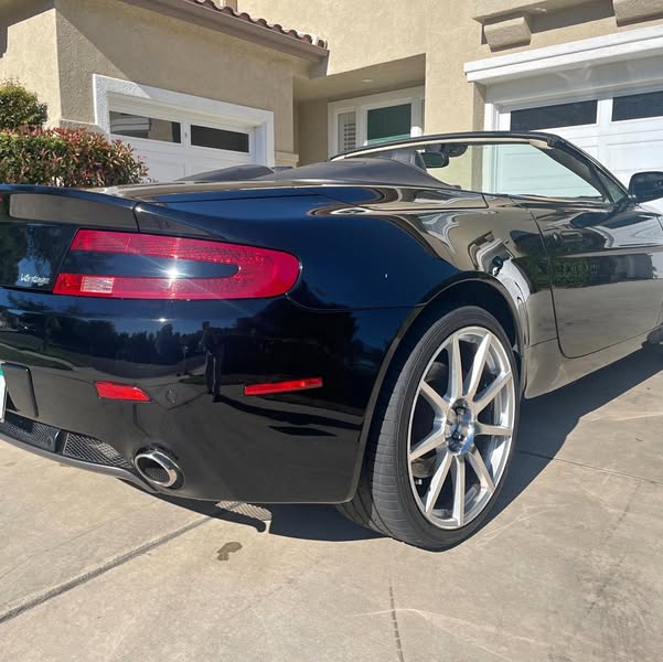 2009 Aston Martin vantage v8