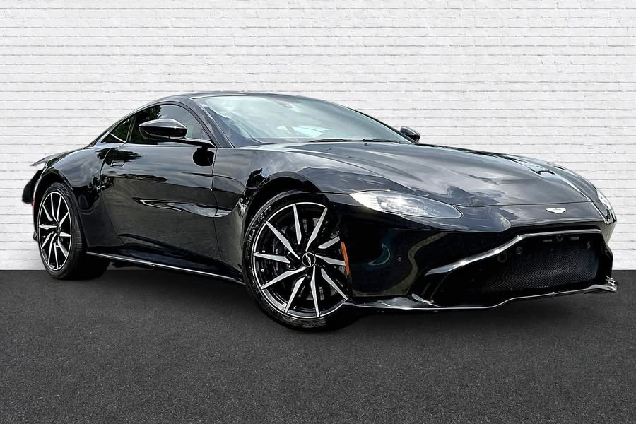 2019 Aston Martin VANTAGE