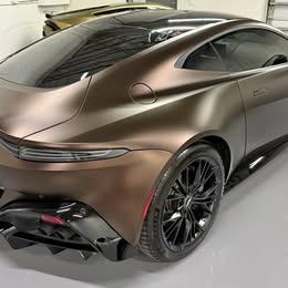 2021 Aston Martin Vantage