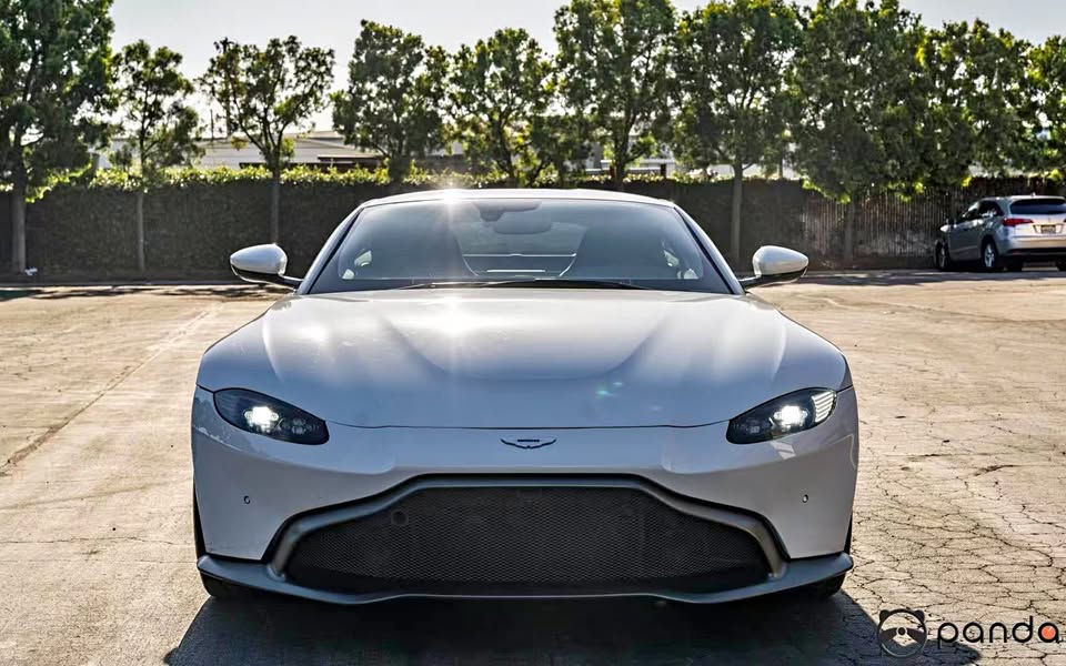 2019 Aston Martin Vantage