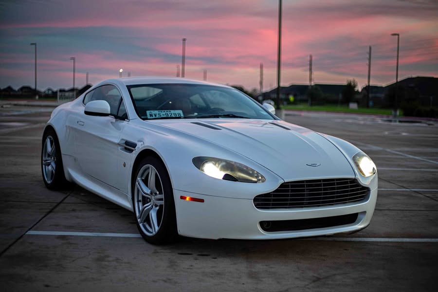 2010 Aston Martin Vantage - V8 Coupe 2D