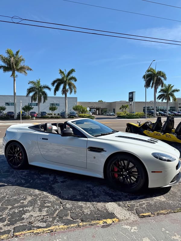 2017 Aston Martin VANTAGE S ROADSTER