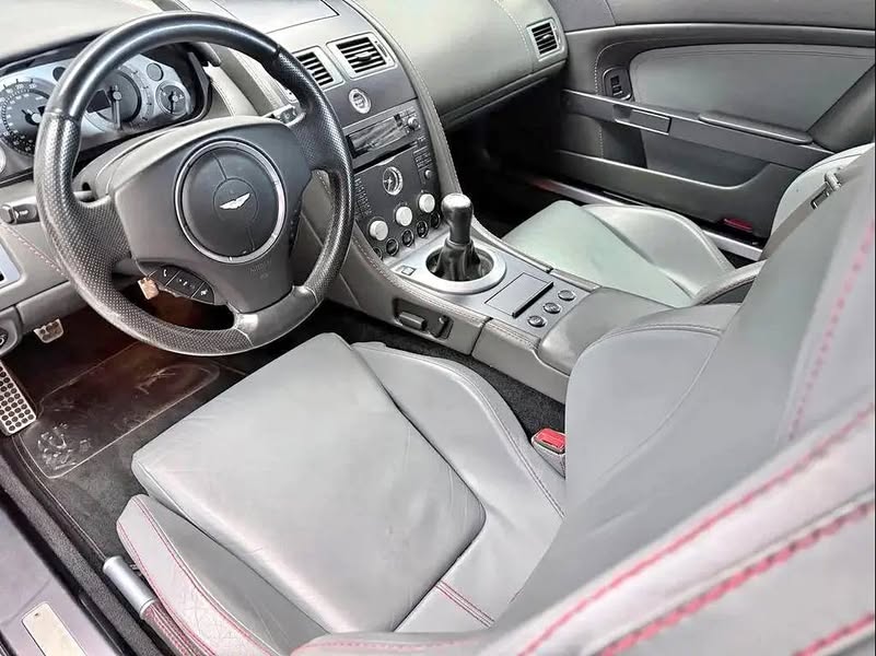 2006 Aston Martin vantage v8 manual