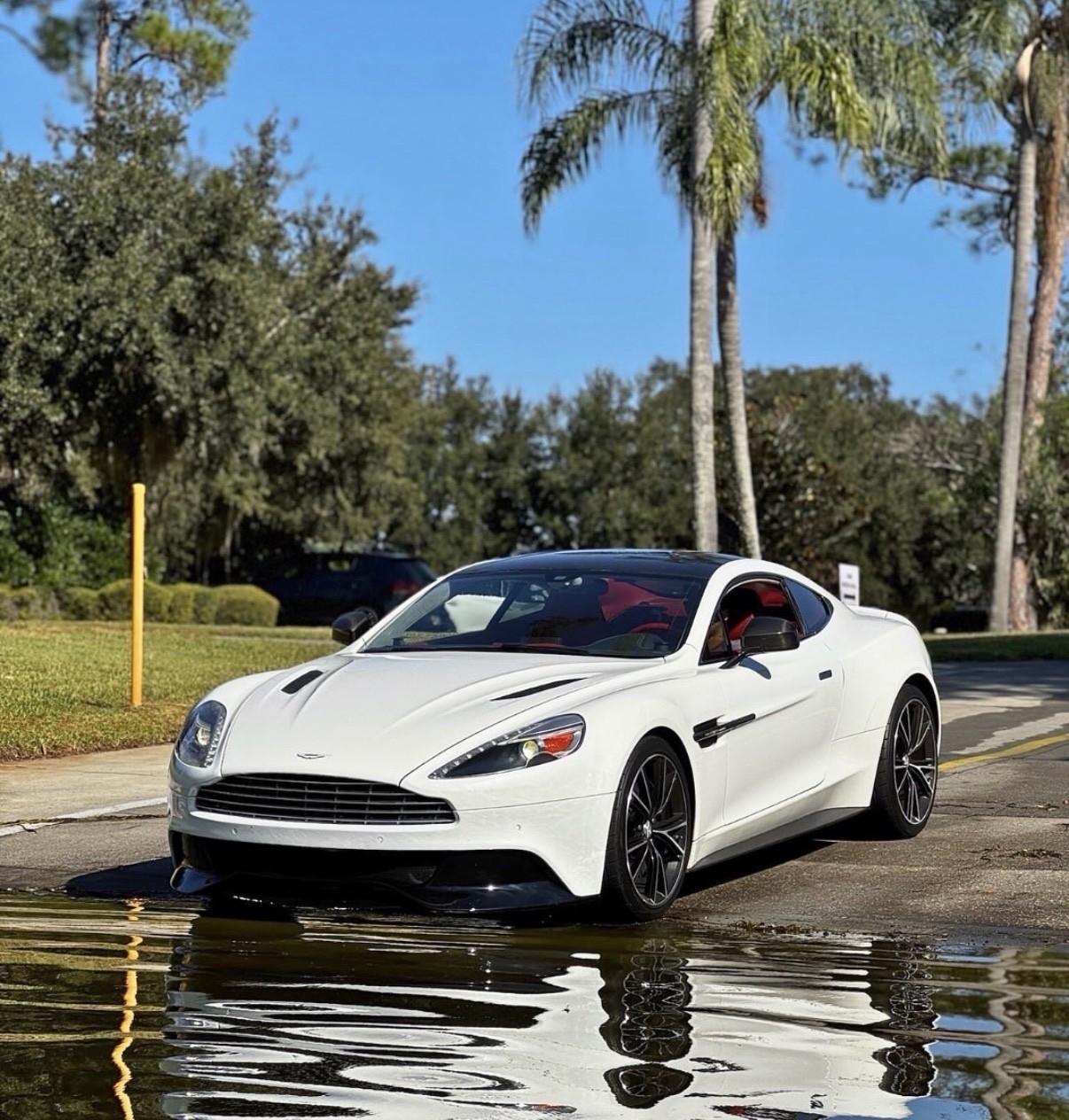 2014 Aston Martin Vanquish