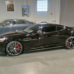 2014 Aston Martin Martin Vanquish