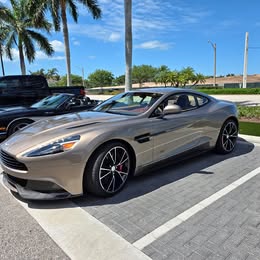 2016 Aston Martin vanquish v12