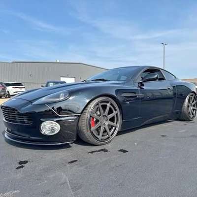 2005 Aston Martin Vanquish S - Coupe 2D
