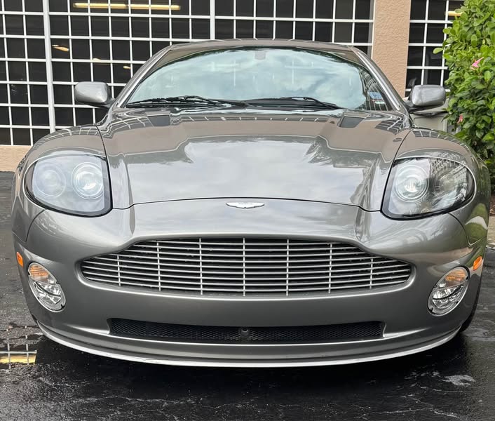 2003 Aston Martin Vanquish - S