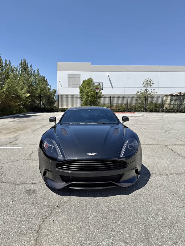 2015 Aston Martin Vanquish