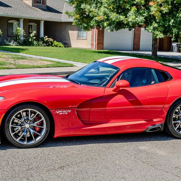 2017 Dodge Viper GTS