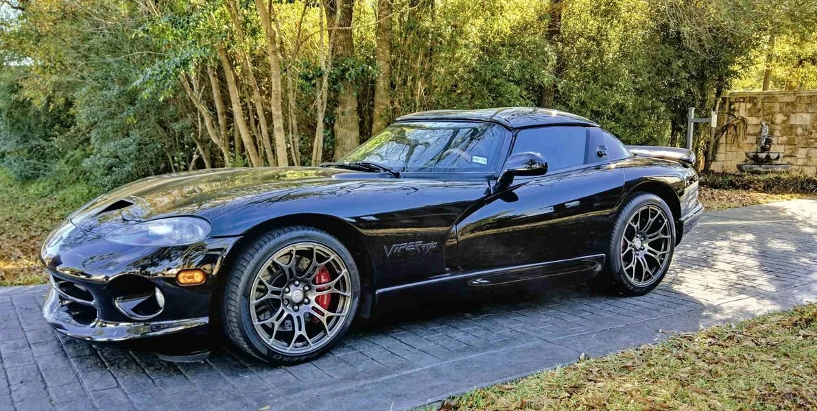 2000 Dodge Viper - RT\/10 Roadster 2D