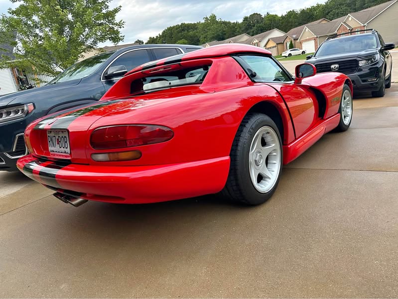 1997 Dodge Viper - RT\/10 Roadster 2D