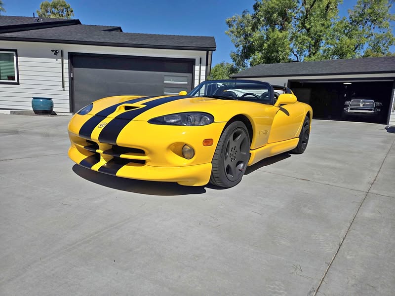 2001 Dodge Viper - RT\/10 Roadster 2D
