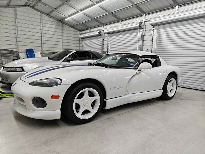 1996 Dodge Viper - RT\/10 Roadster 2D
