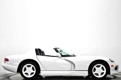 1996 Dodge Viper RT\/10- One of 325 in White, Final Year Gen 1 Viper, Low Mile \ud83e\udd18