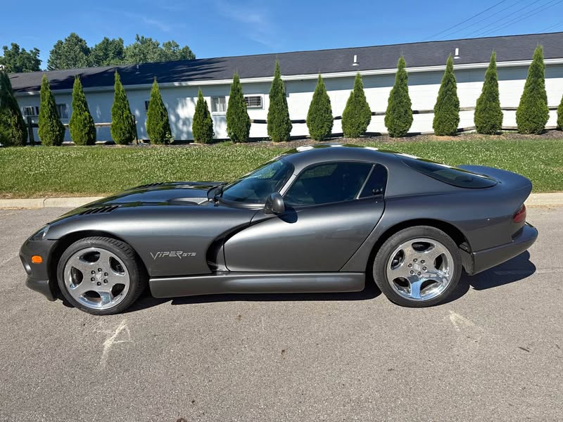 2002 Dodge Viper - GTS Coupe 2D