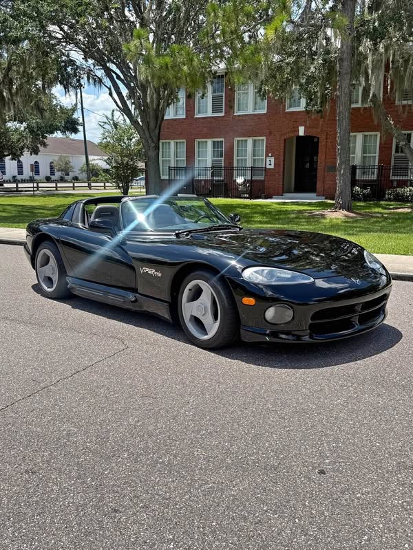 1995 Dodge Viper - RT\/10 Roadster 2D