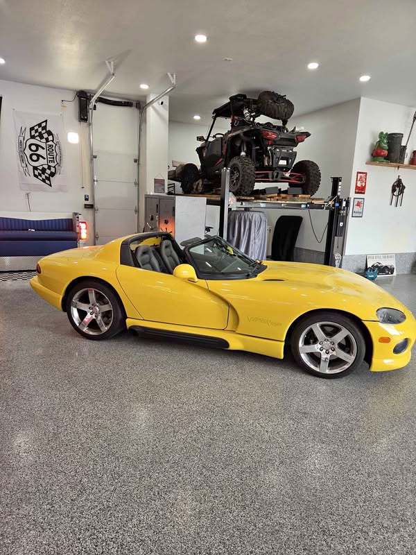1995 Dodge Viper - RT\/10 Roadster 2D