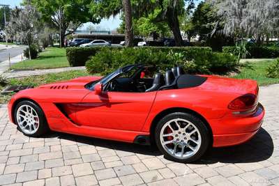 2006 Dodge Viper 535 ft lbs of torque 11,512 Miles Clean...