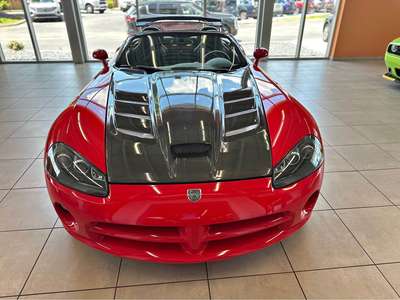 2003 Dodge Viper - SRT10