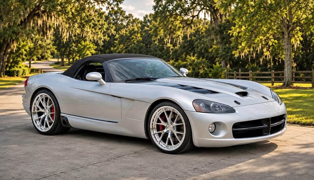 2005 Dodge Viper - SRT10 Convertible 2D