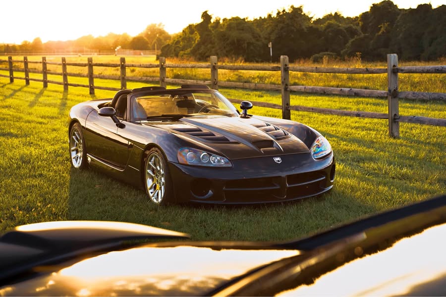 2005 Dodge Viper - SRT10 Convertible 2D