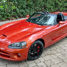 2005 Dodge viper srt-10